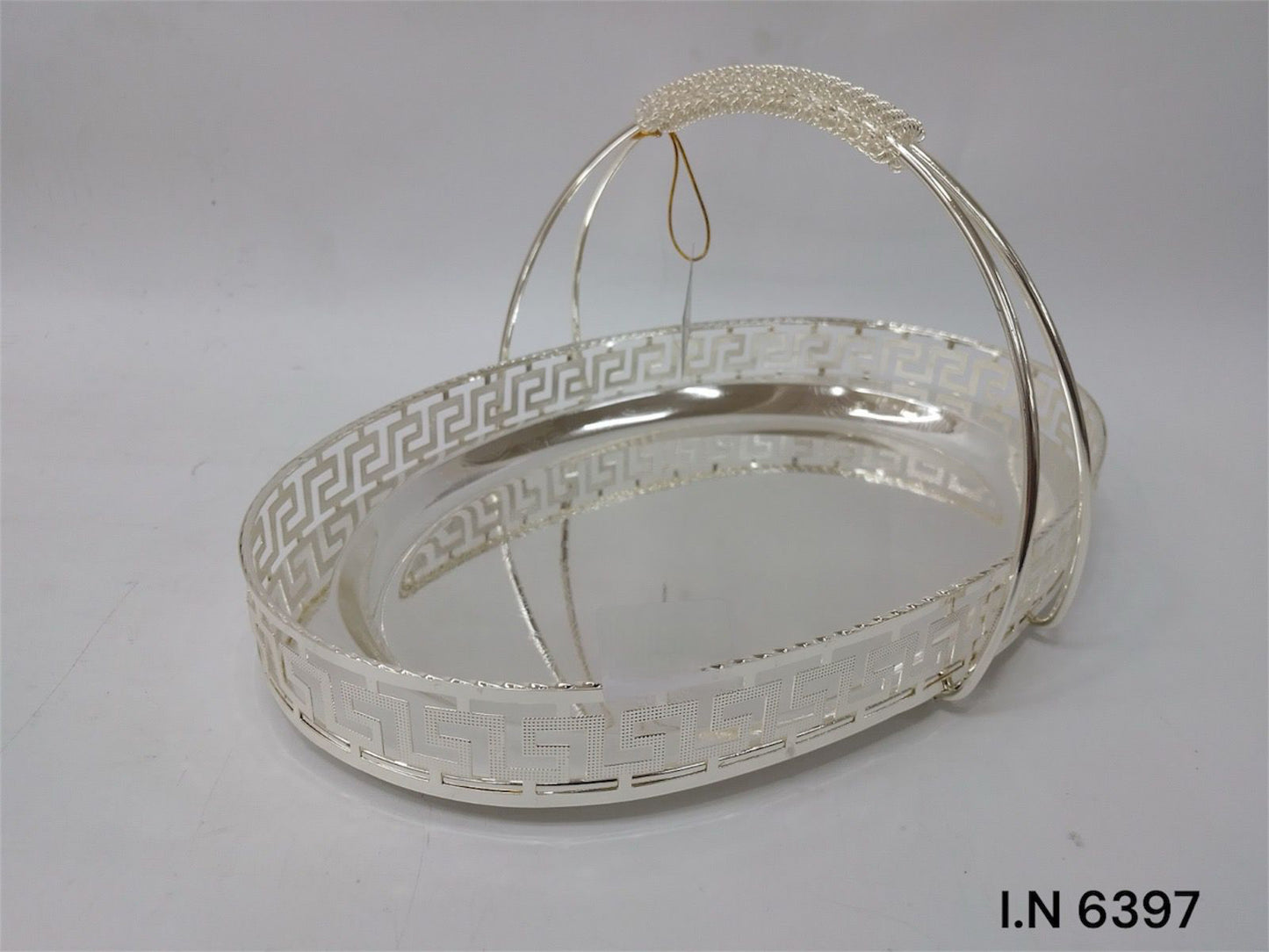 Decorative Serving Tray with Handle – Available in Gold and Silver